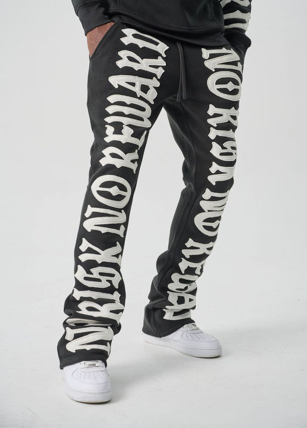 S5301, "NO RISK NO REWARD" FLEECE FLARE PANTS (S5301) BLACK/WHITE