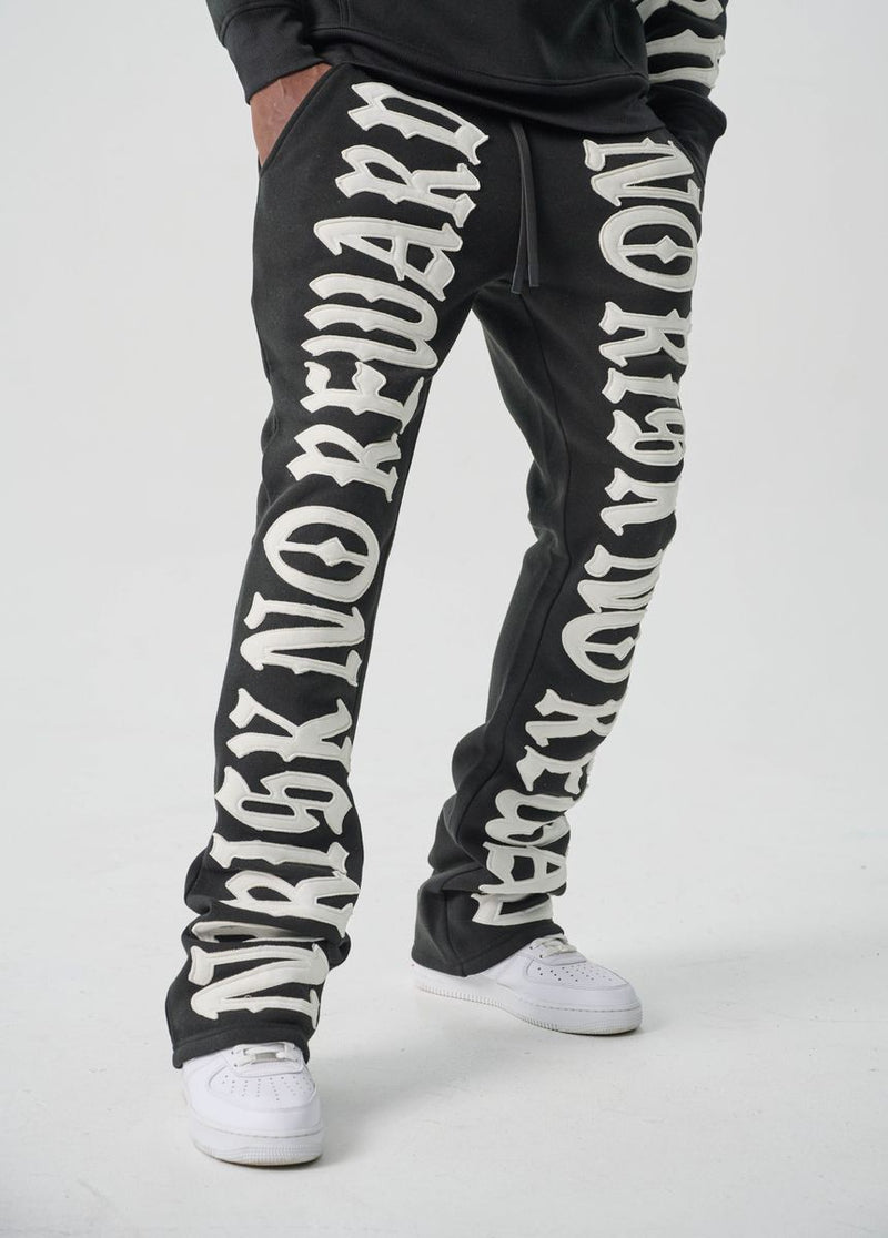 S5301, "NO RISK NO REWARD" FLEECE FLARE PANTS (S5301) BLACK/WHITE